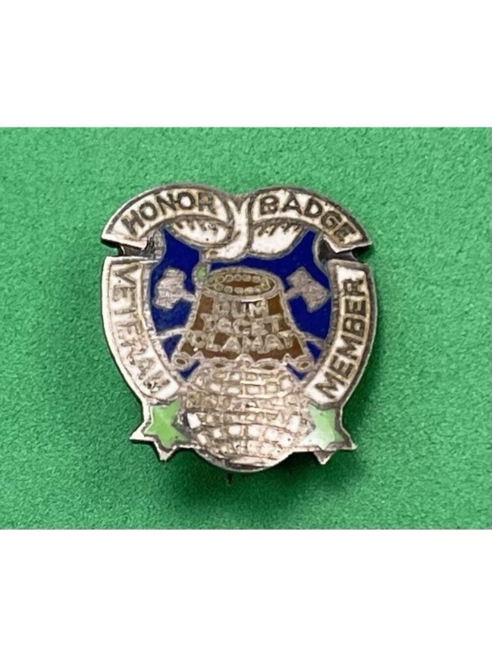 VTG Woodmen of the World Veteran Member Honor Badge LAPEL PIN Enamel STERLING